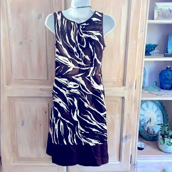 Banana Republic Silk Dress 

Size 0 - Picture 6 of 8